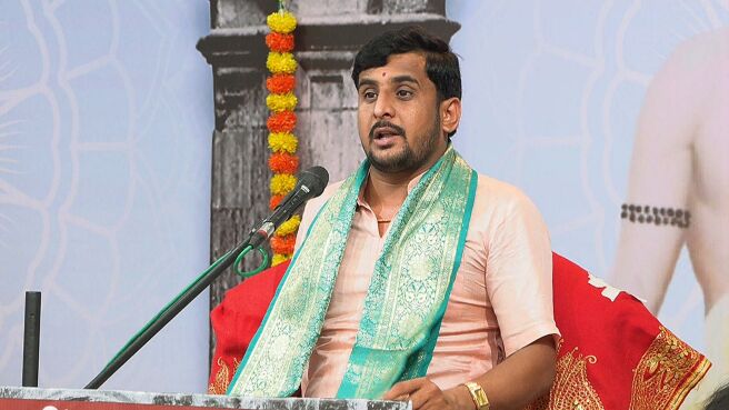 Gajar Kirtanacha Sohala Anandacha season 1 episode 24 on Zee5