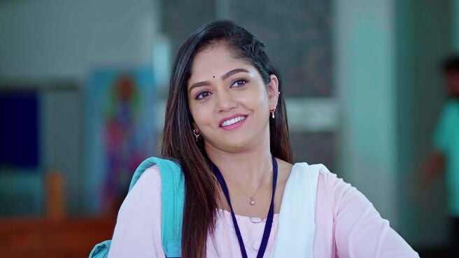 Karna season 1 episode 3 on Zee5