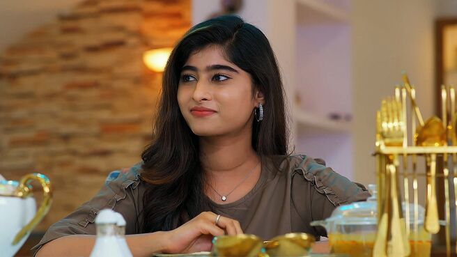 Kudumbasametham season 1 episode 7 on Zee5