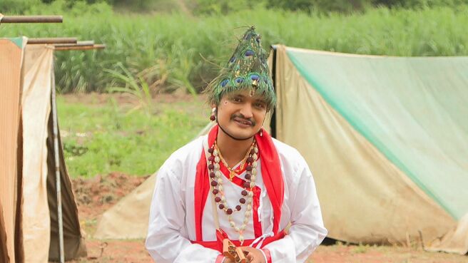 Gajar Kirtanacha Sohala Anandacha season 1 episode 44 on Zee5