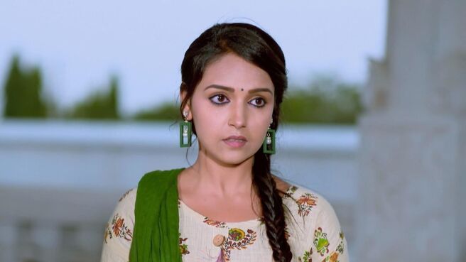 Parinayam season 1 episode 39 on Zee5