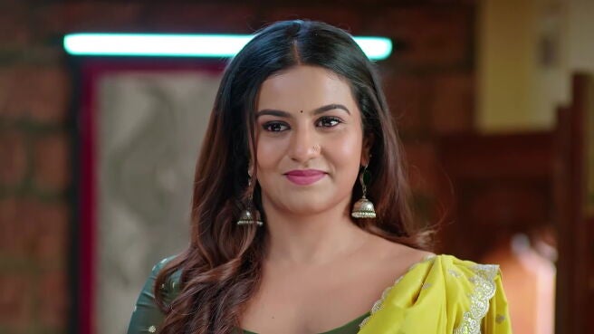 Karna season 1 episode 5 on Zee5