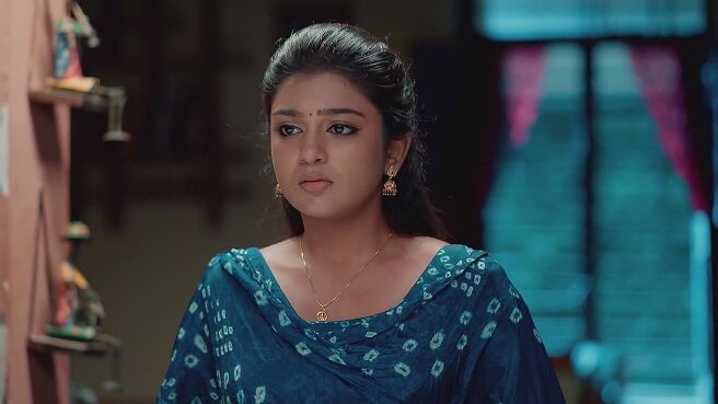 Auto Vijayashanthi season 1 episode 9 on Zee5