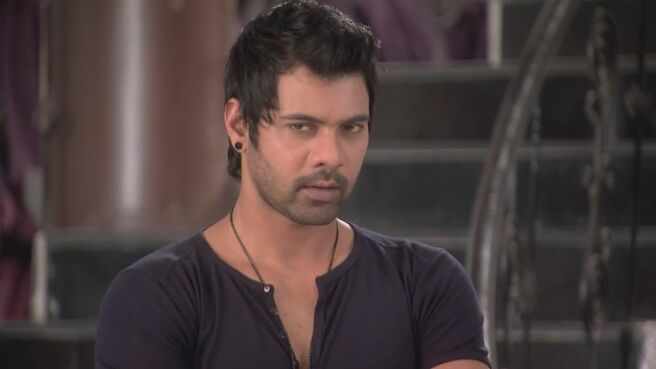 Sindhooram season 1 episode 141 on Zee5