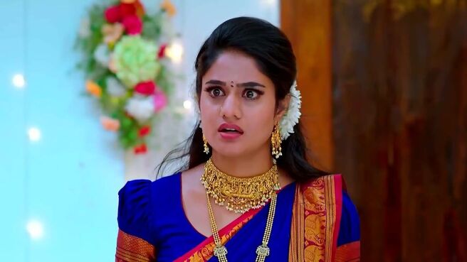 Jagadhatri season 1 episode 5 on Zee5