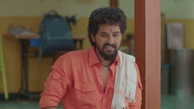 Lakhat Ek Amcha Dada season 1 episode 8 on Zee5