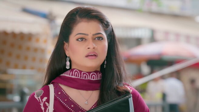 Deep Jyoti season 1 episode 13 on Zee5