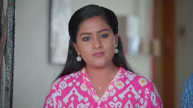 Chinnan Siru Kiliye season 1 episode 11 on Zee5