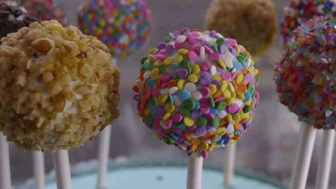 Unique Sweets season 3 episode 2 on Discovery Plus