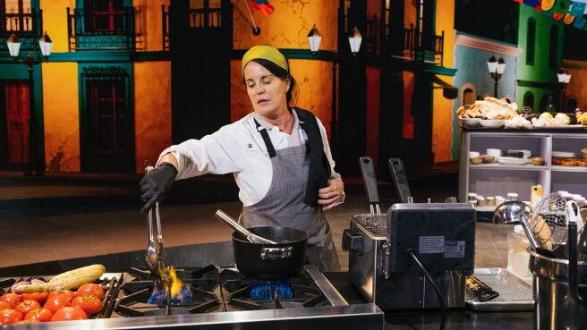 The Globe season 1 episode 2 on Discovery Plus