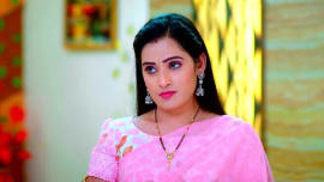 Trinayani season 1 episode 934 on Zee5