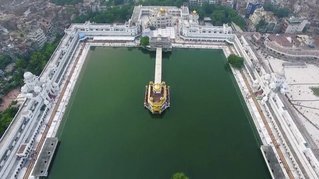 Aerial India season 1 episode 1 on Discovery Plus