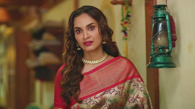 Lakhat Ek Amcha Dada season 1 episode 15 on Zee5