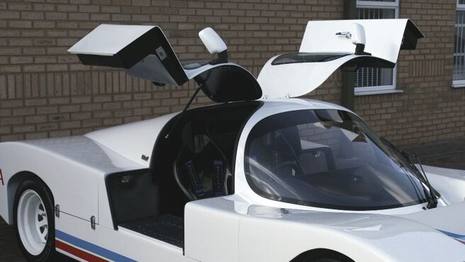 How It's Made: Dream Cars season 3 episode 7 on Discovery Plus