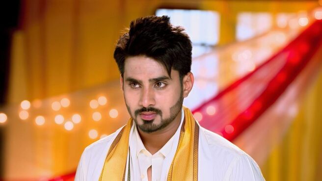 Parinayam season 1 episode 13 on Zee5