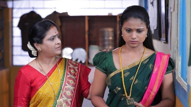 Mounam Pesiyadhe season 1 episode 14 on Zee5
