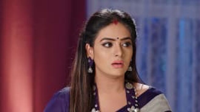 Hitler Gari Pellam season 1 episode 27 on Zee5