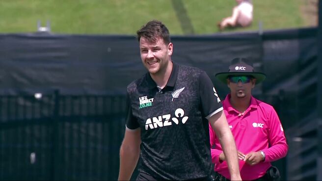 Wicket! Duffy Outfoxes Rutherford As Chapman Holds On on Sony LIV