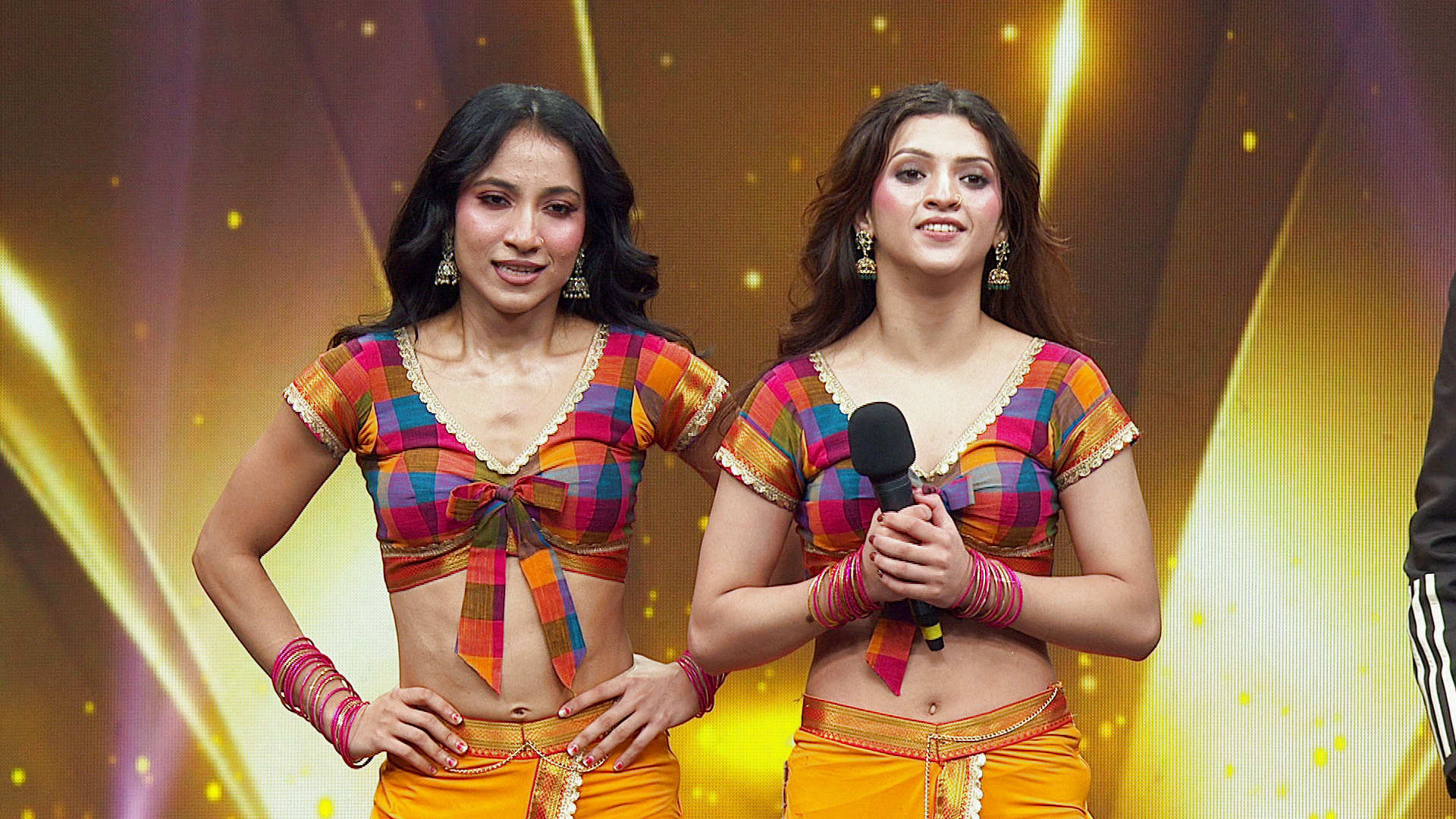 Vaidehi Chauhan And Romsha's Stunning Performance on Sony LIV