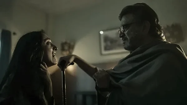 The Curse of Parnashavari (Hindi) season 1 episode 3 on Hoichoi