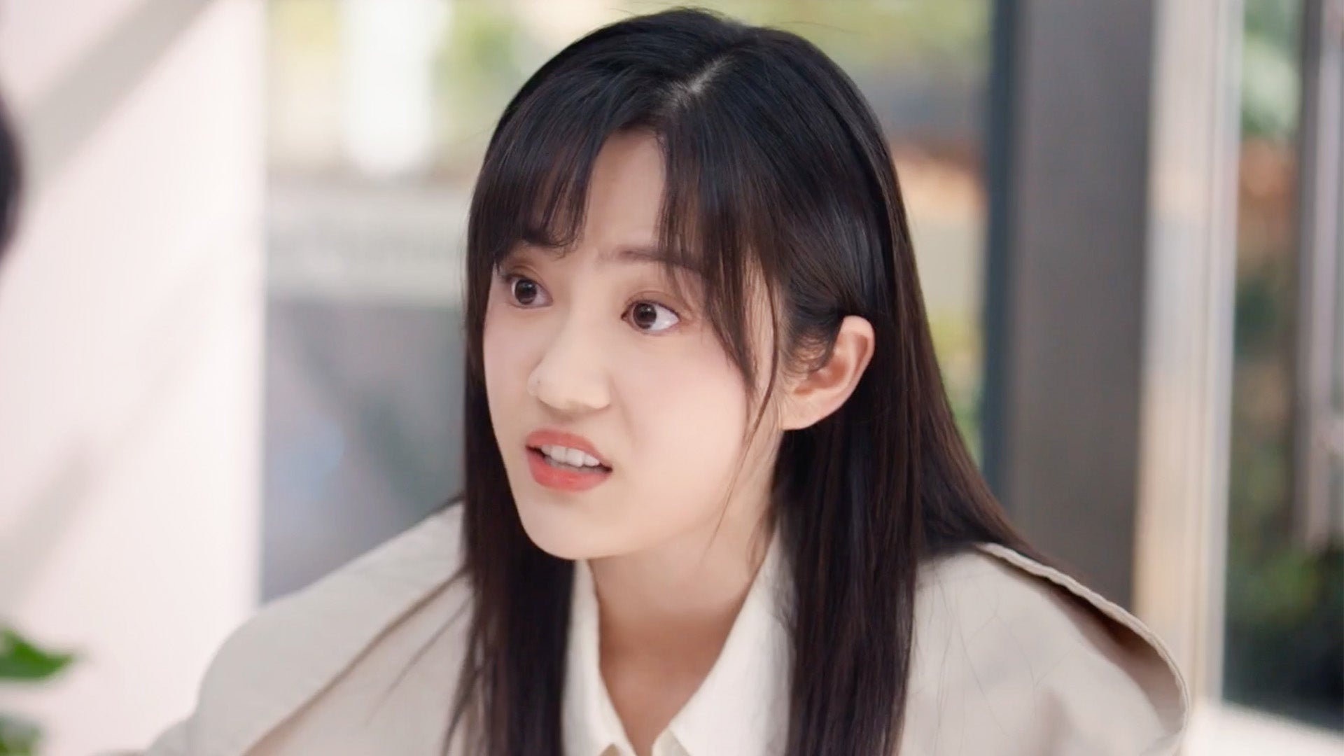 Everyone Loves Me season 1 episode 19 on undefined