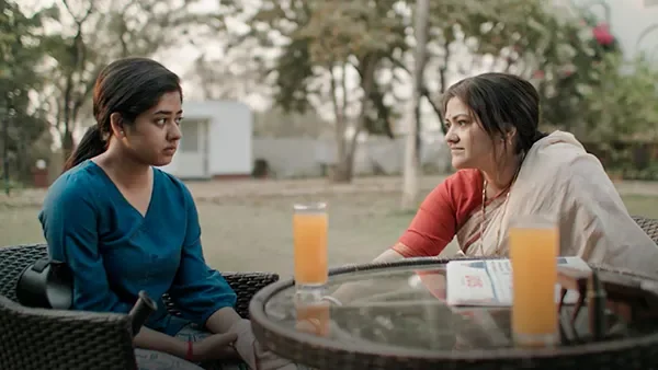 Rajneeti (Hindi) season 1 episode 4 on Hoichoi