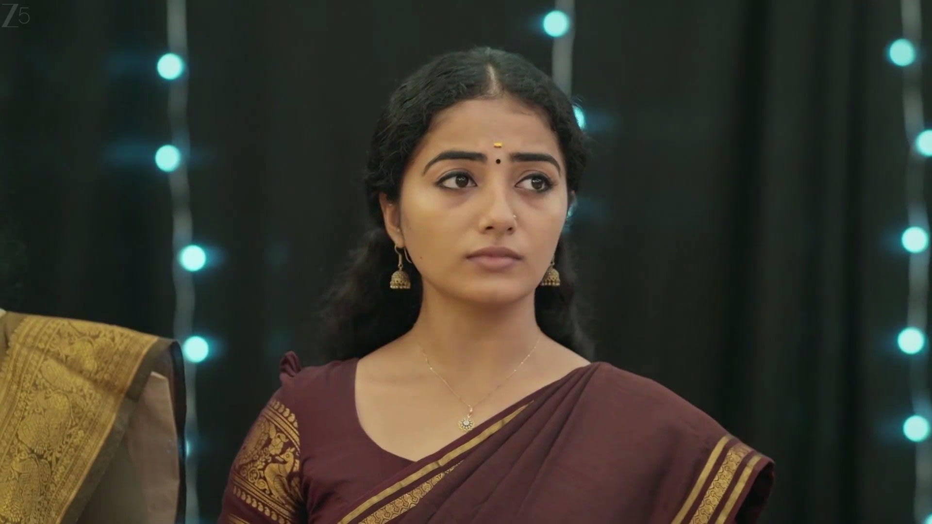 Pranayavilasam season 1 episode 14 on Zee5