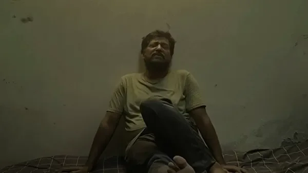 Odrisshyo season 1 episode 6 on Hoichoi