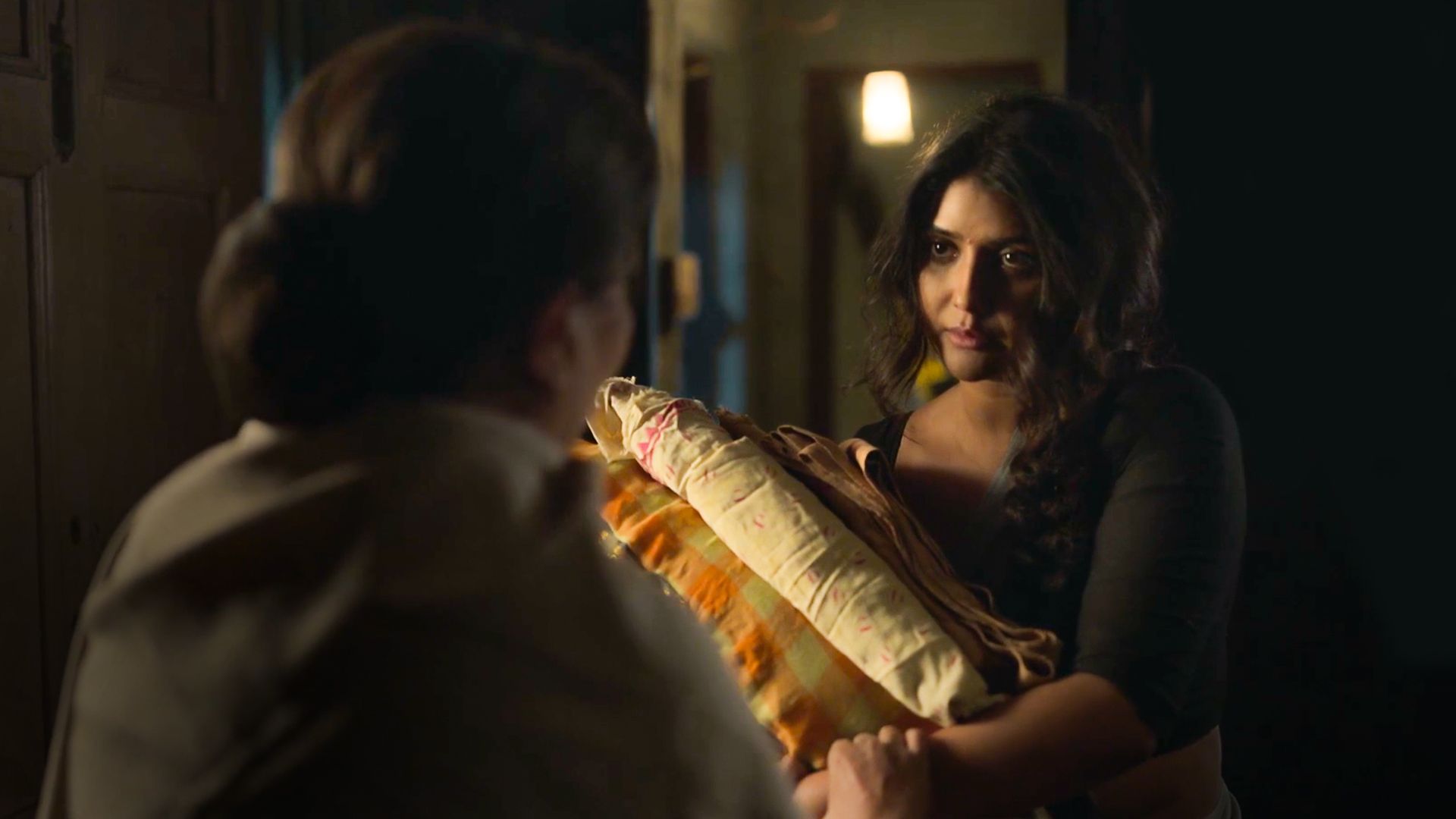 Bhog season 1 episode 3 on Hoichoi