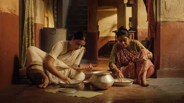 Indubala Bhaater Hotel season 1 episode 2 on Hoichoi
