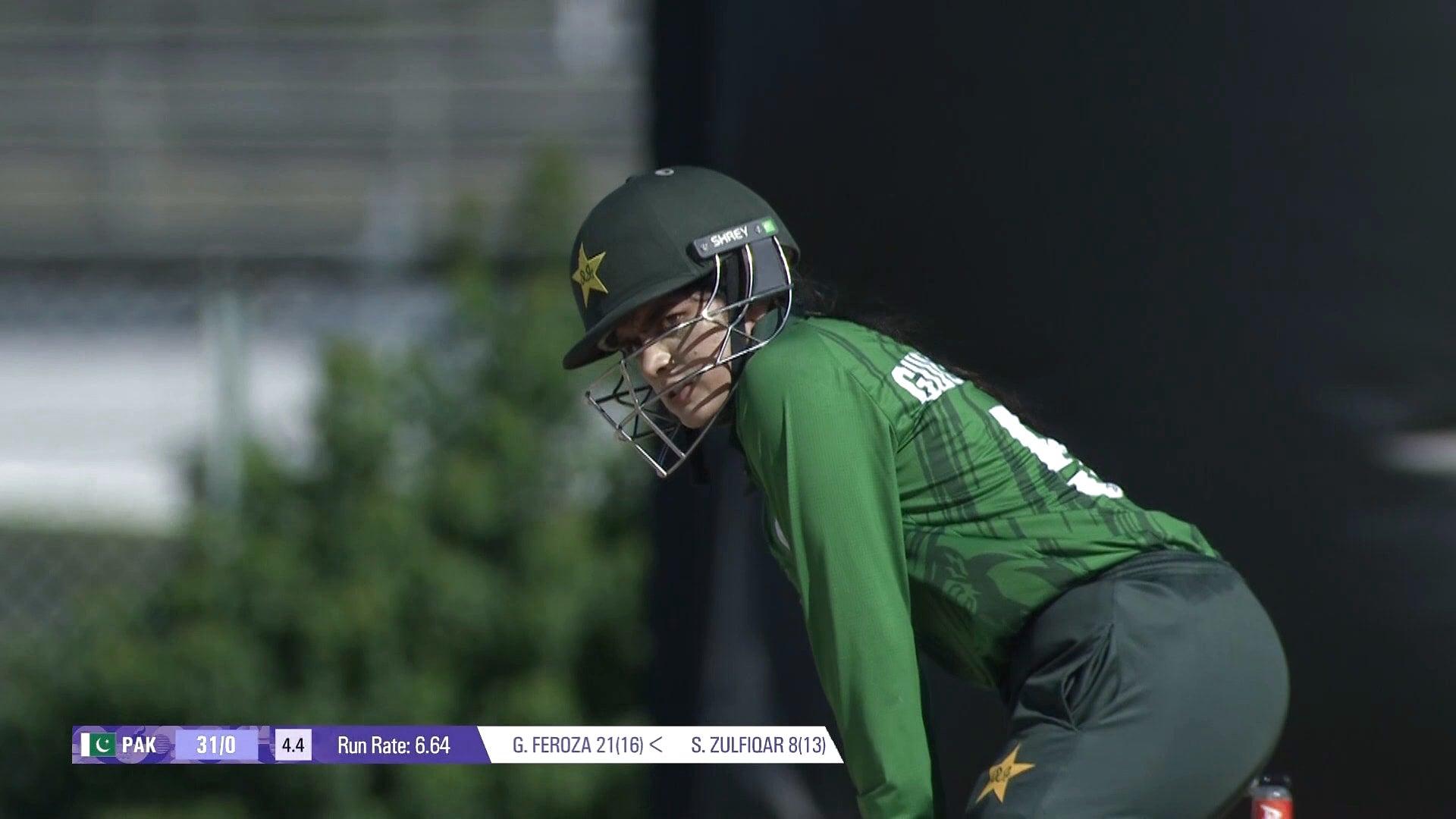 Four! Feroza's Cracking Square Cut! Feroza's cracking cover drive on Sony LIV