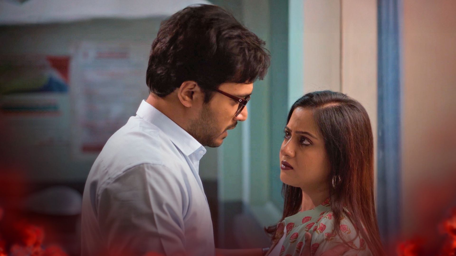 Deewangi (Hindi) season 1 episode 6 on Hoichoi