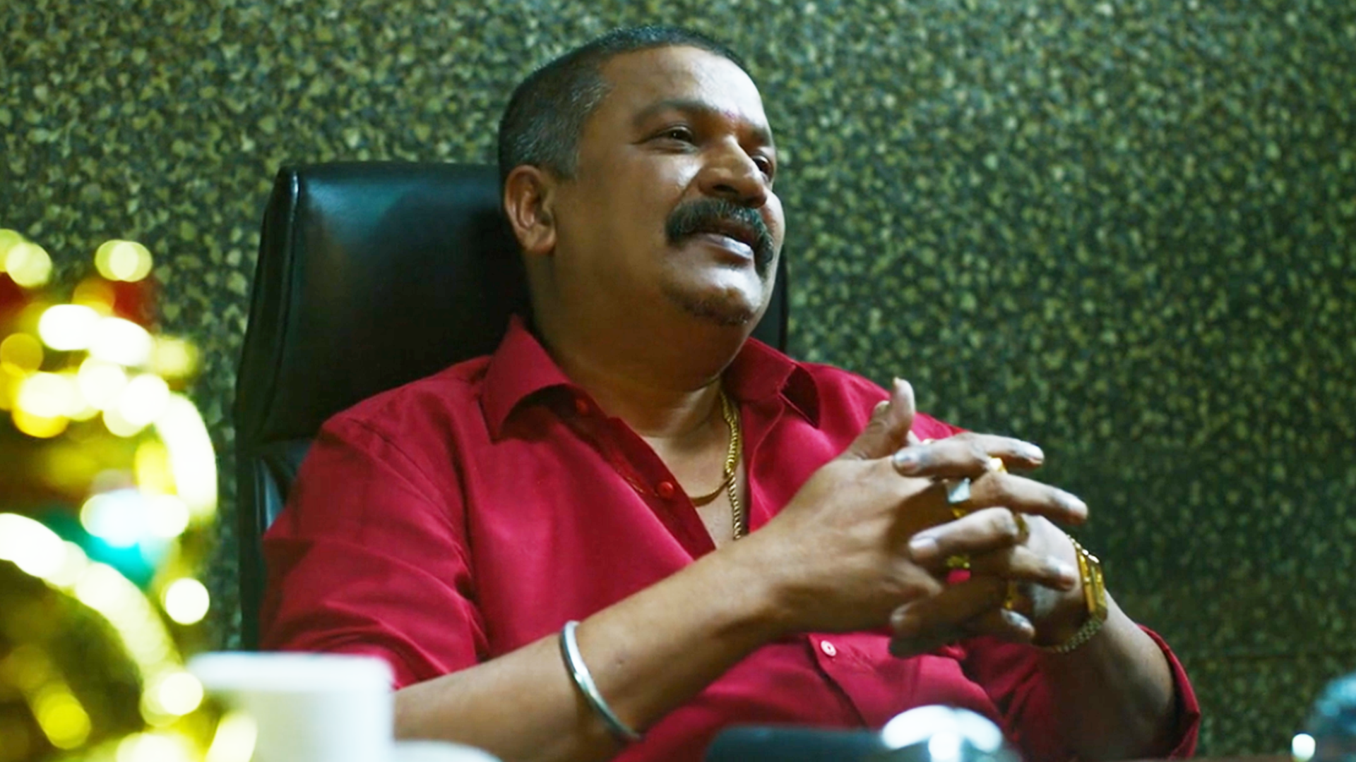 High season 1 episode 1 on undefined