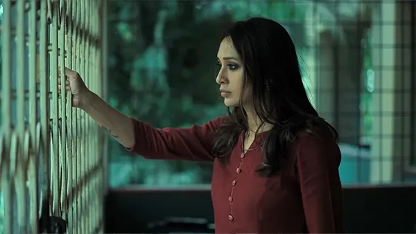 Daayan season 1 episode 2 on Hoichoi