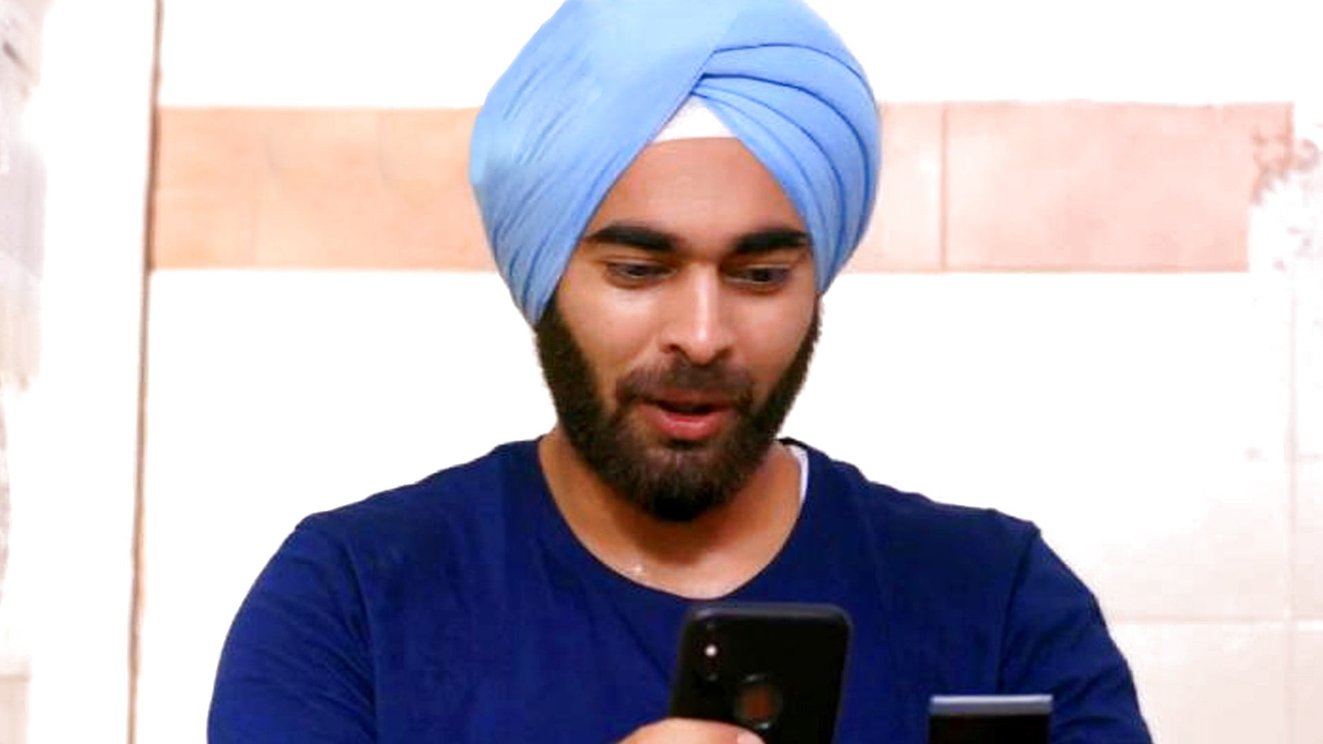 College Romance season 1 episode 4 on Sony LIV