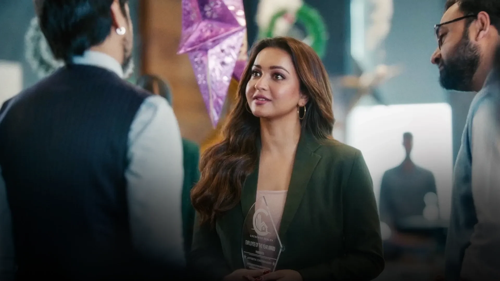 Adalat O Ekti Meye season 1 episode 1 on Hoichoi