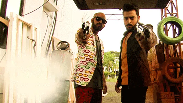 Gariahater Ganglords season 1 episode 1 on Hoichoi