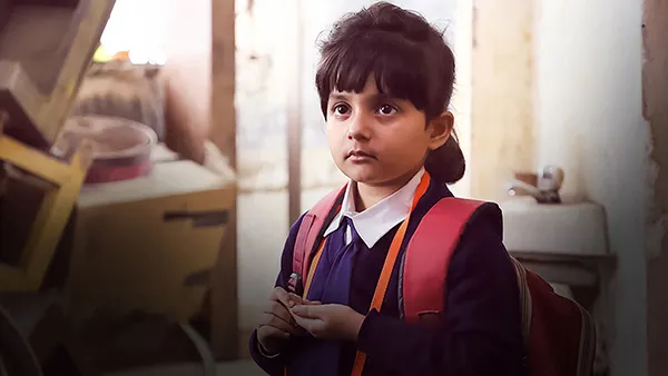 Paanch Phoron season 1 episode 1 on Hoichoi