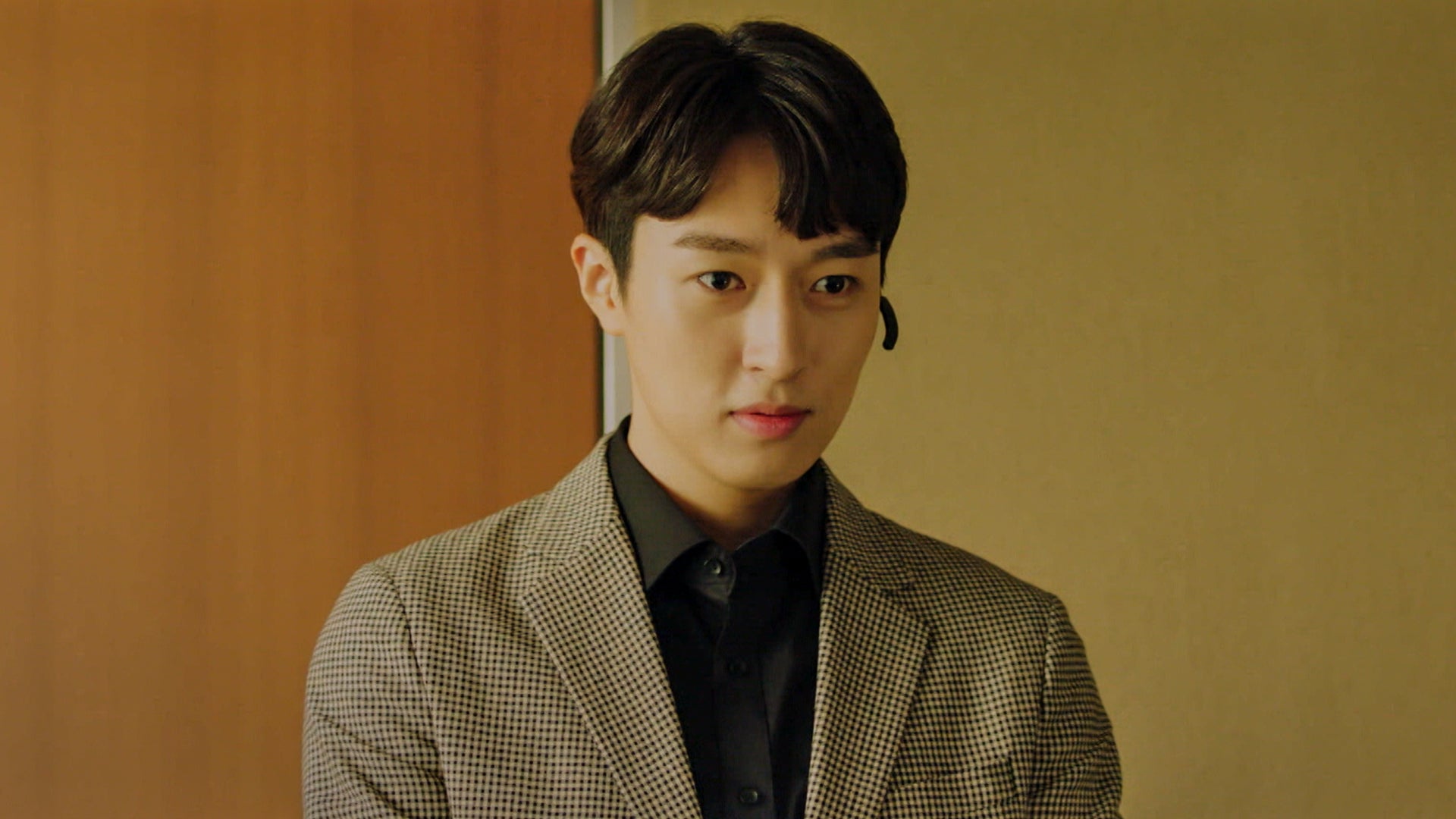 Big Issue season 1 episode 10 on undefined