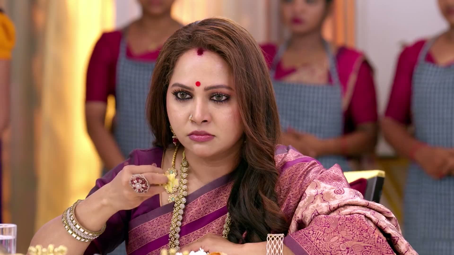 Samanthi season 1 episode 12 on Zee5