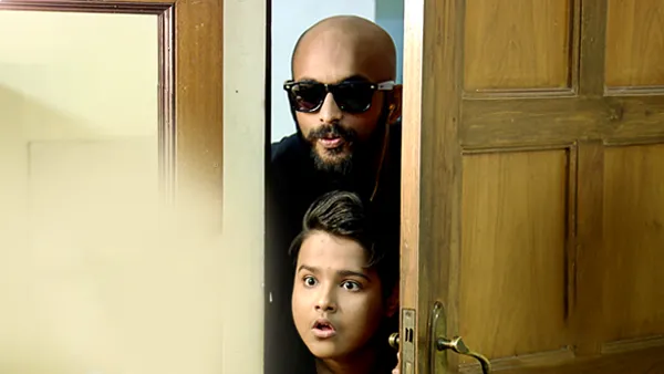 Gariahater Ganglords season 1 episode 2 on Hoichoi