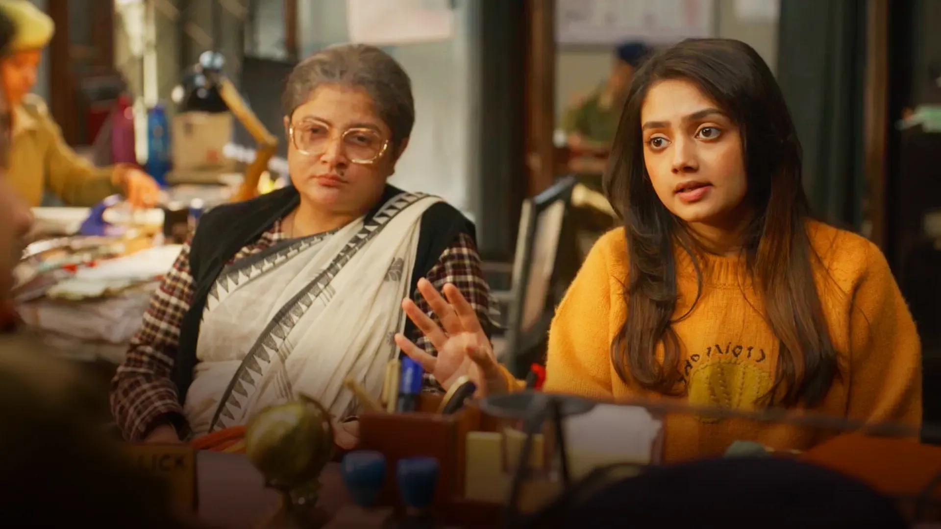 Jasoos-ni (Hindi) season 1 episode 3 on Hoichoi