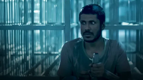 Refugee season 1 episode 6 on Hoichoi