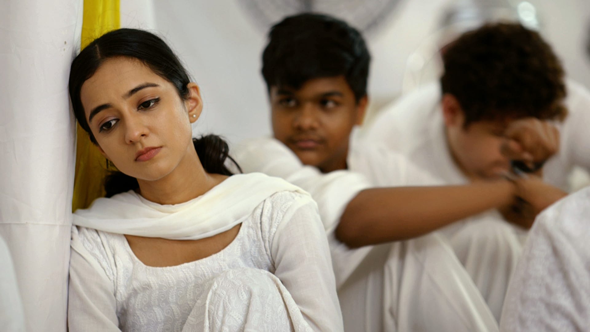 Bakaiti season 1 episode 2 on Zee5
