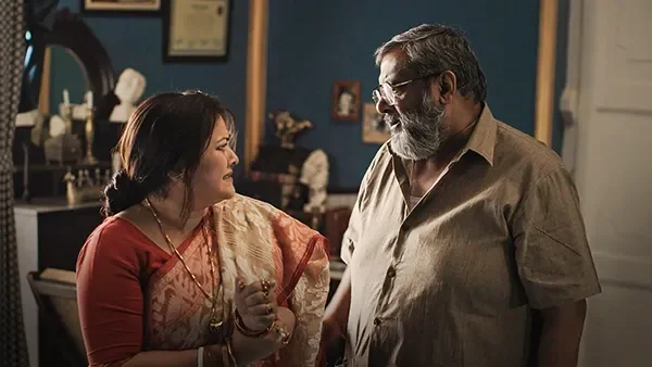 Rajneeti (Hindi) season 1 episode 5 on Hoichoi