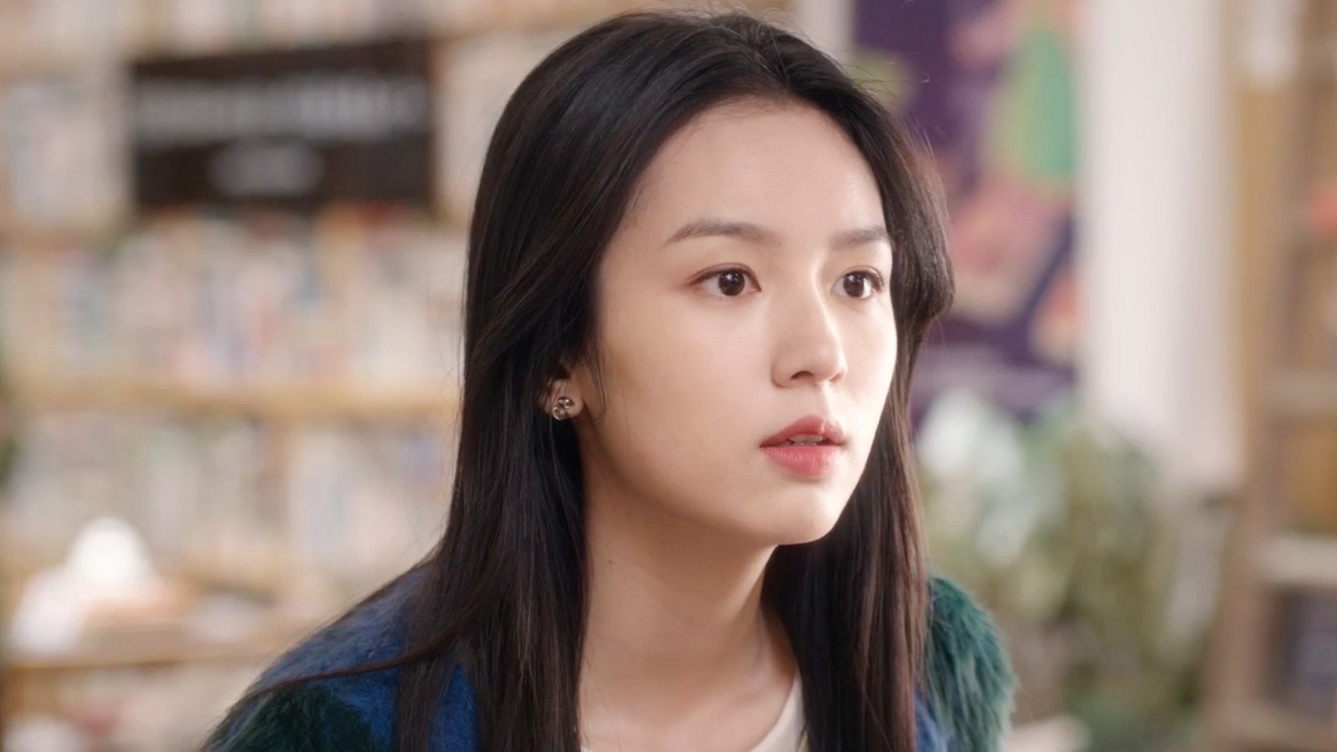 Everyone Loves Me season 1 episode 11 on undefined