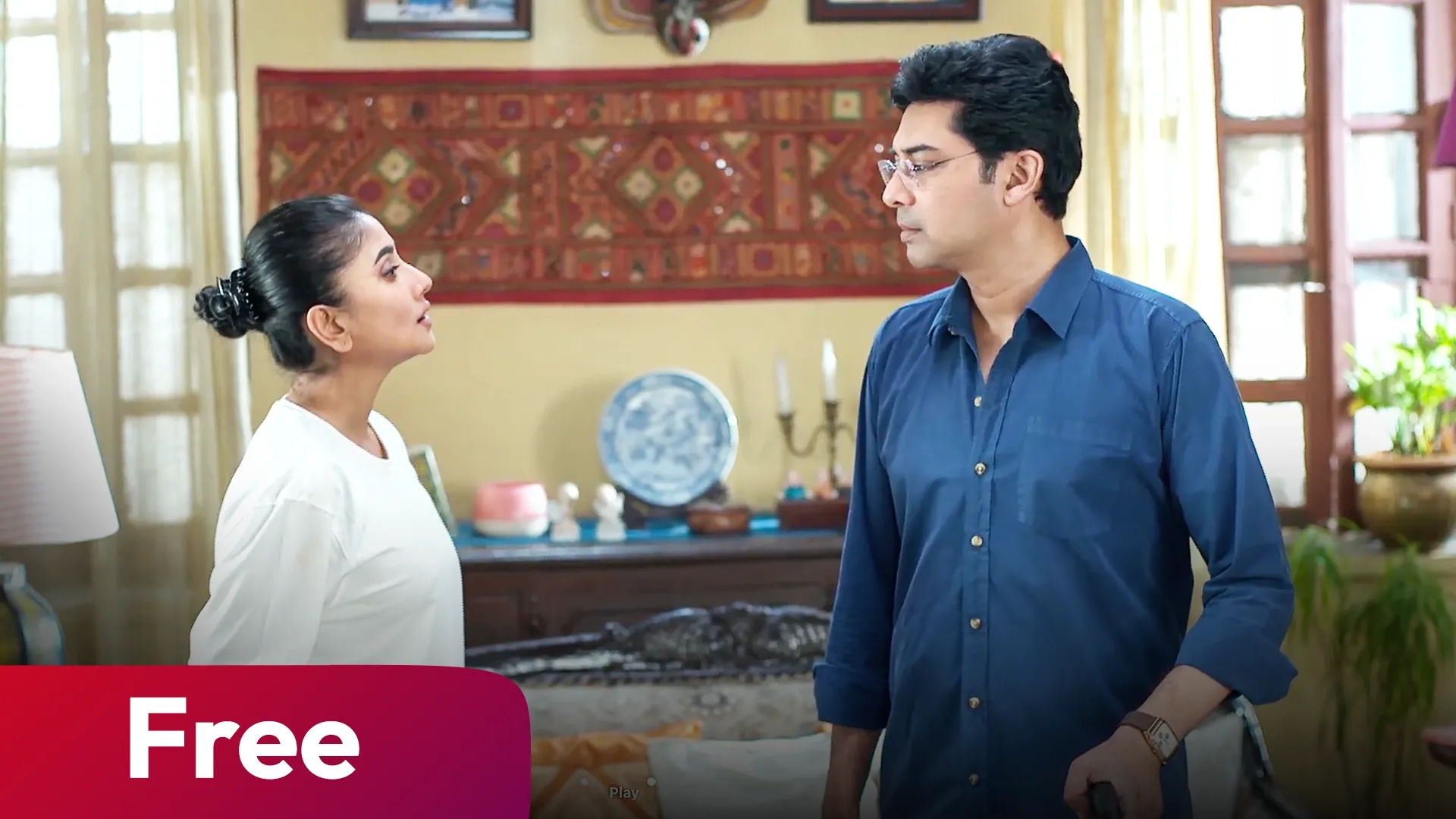 Shakha Proshakha season 1 episode 3 on Hoichoi