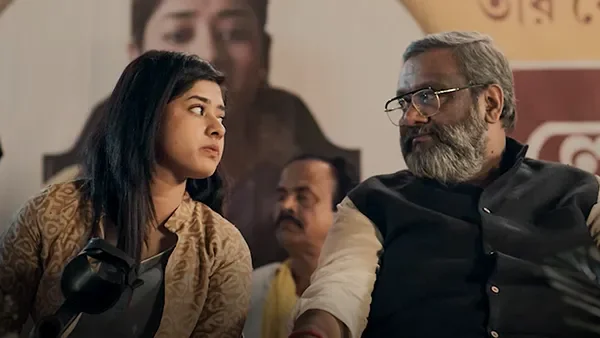 Rajneeti (Hindi) season 1 episode 6 on Hoichoi