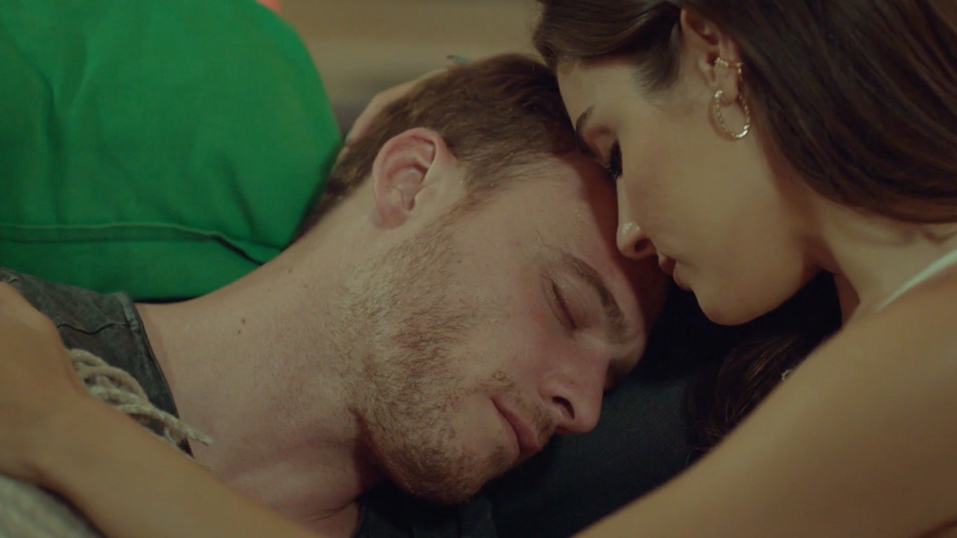 Love Is In The Air EP 34 on undefined