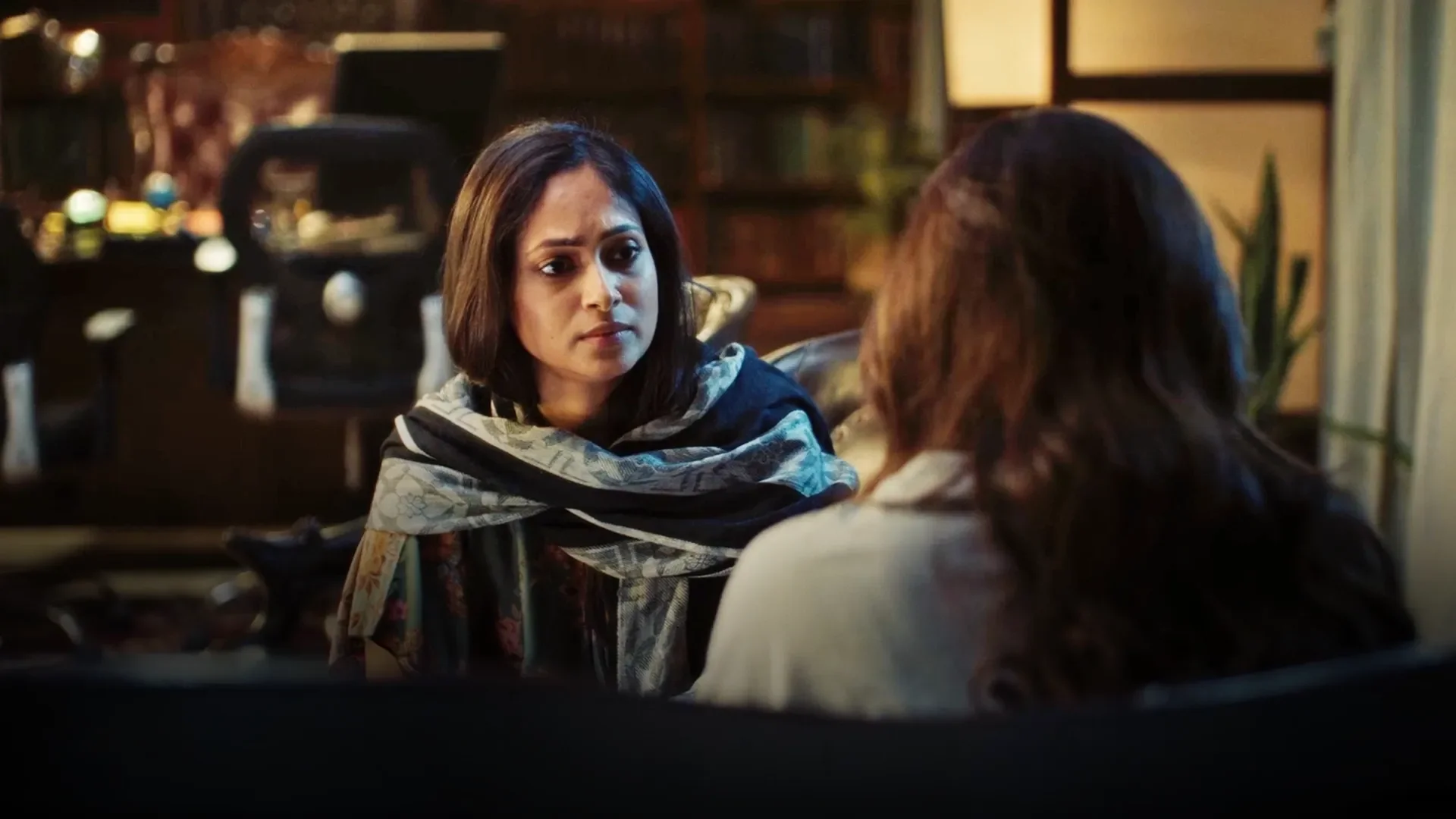 Adalat O Ekti Meye season 1 episode 2 on Hoichoi